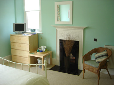 The putting bedroom